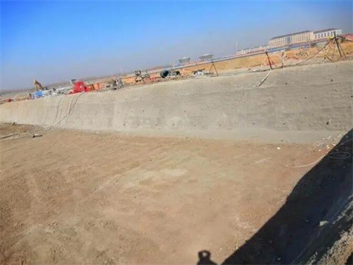 大方高铁桩基础建设